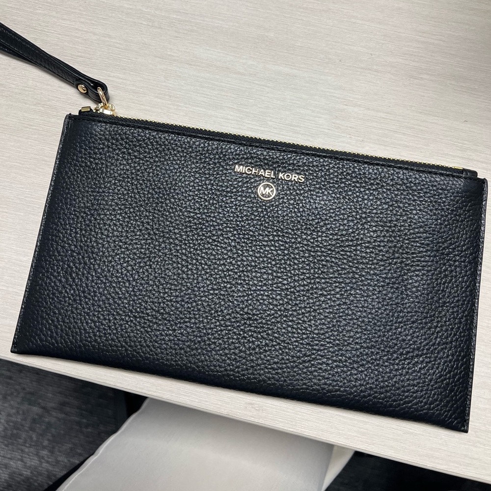 Authentic MK clutch